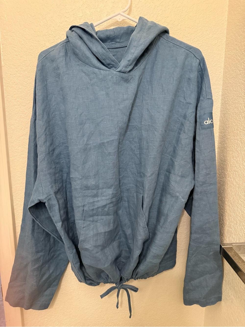 ALO Yoga Light Blue Linen with hood